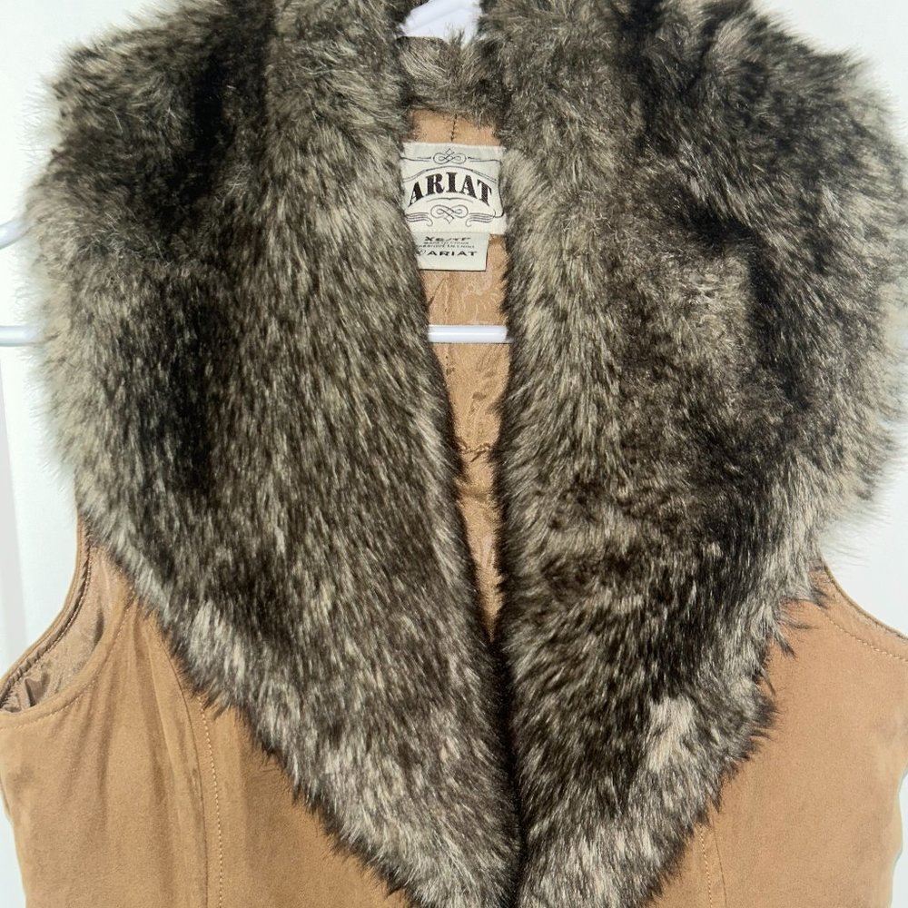 Ariat vegan suede/faux fur wrap vest w/tie sz XS NWOT